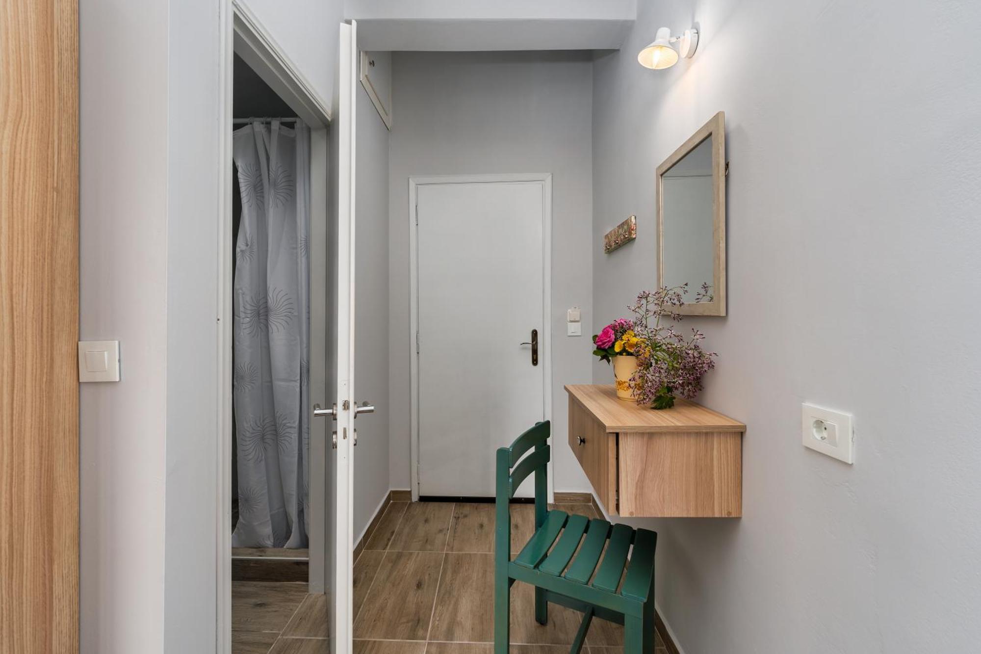 Laconia Domus - Plytra Bagian luar foto